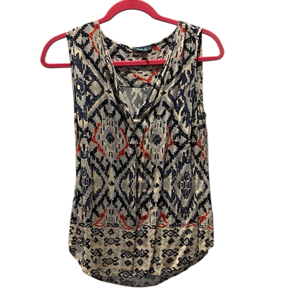 Flour Bleue button down sleeveless top